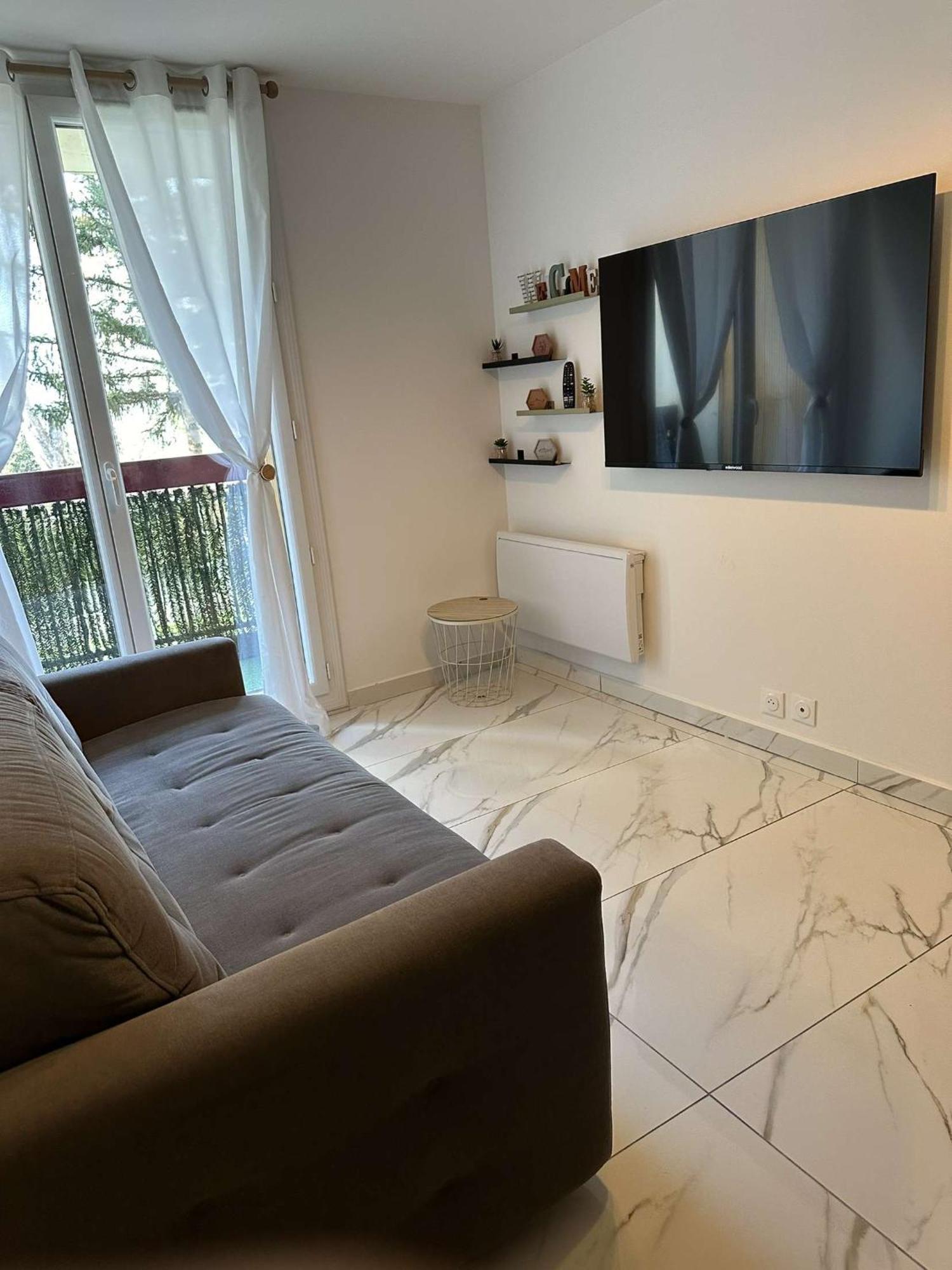 Le Niou, Appartement Avec Parking Gratuit Марсилия Екстериор снимка